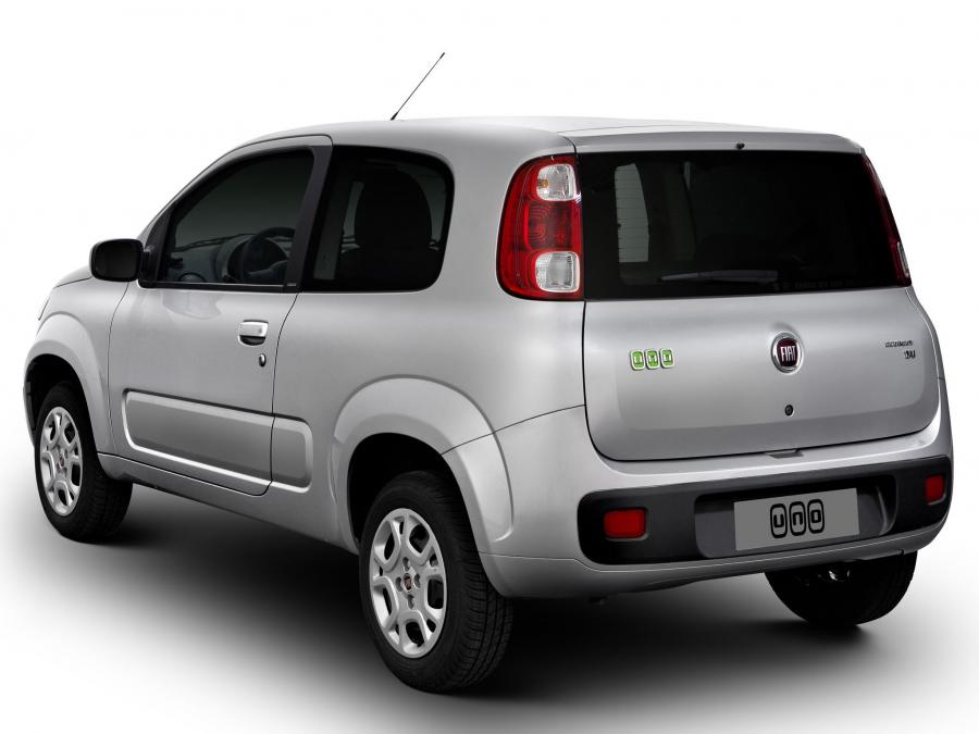  Fiat Uno Economy 3-Door 2011 года  (фото 2 из 2)
